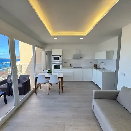 Atico Vistas Mar Playa Canteras Appartement *