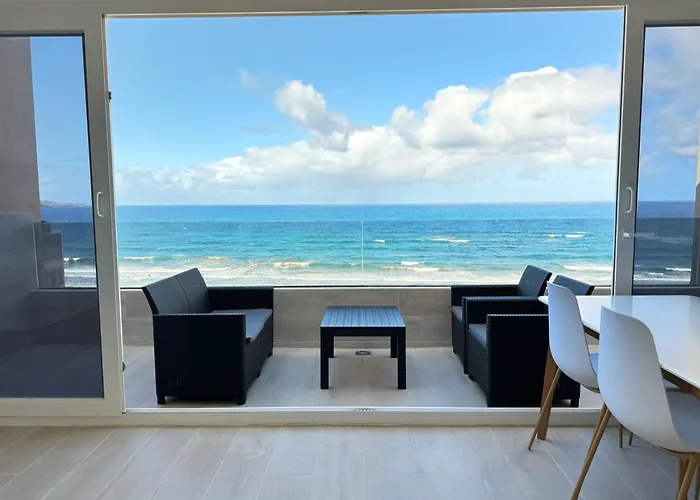 Atico Vistas Mar Playa Canteras 公寓 *