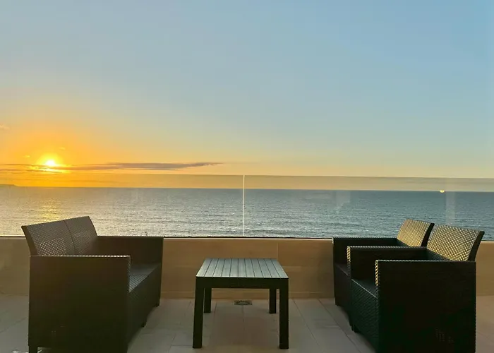 Atico Vistas Mar Playa Canteras 公寓