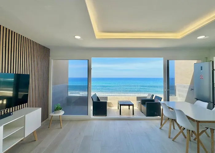 Atico Vistas Mar Playa Canteras 公寓